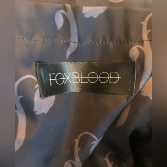 FOXBLOOD Black Lagoon Fuzzy Tote - Picture 6 of 8
